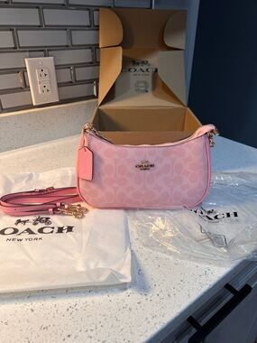 COACH Pink Teri bag, Signature Logo Convertible Crossbody